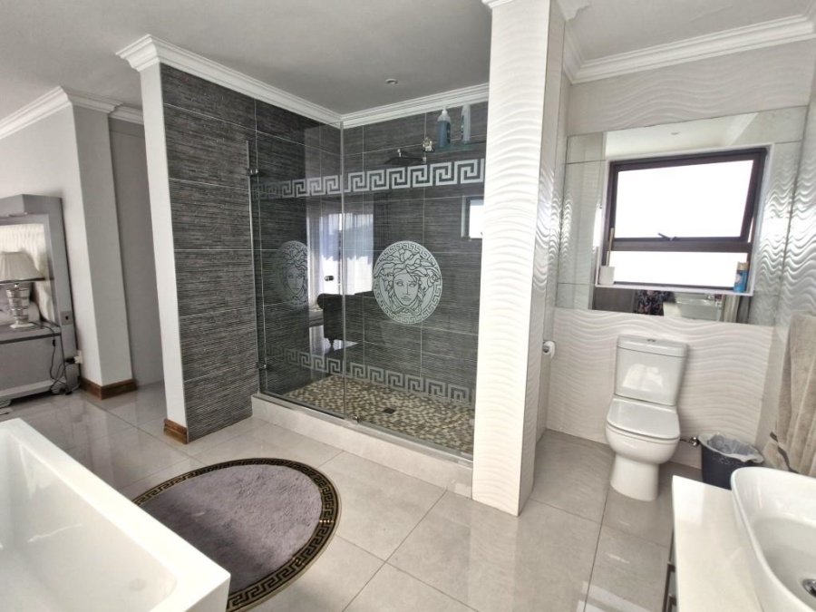 4 Bedroom Property for Sale in Eye of Africa Gauteng