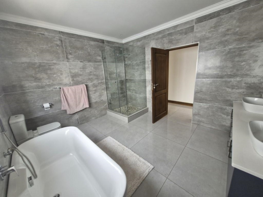 4 Bedroom Property for Sale in Eye of Africa Gauteng