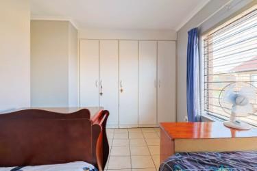2 Bedroom Property for Sale in Florentia Gauteng