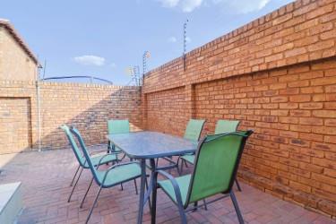 2 Bedroom Property for Sale in Florentia Gauteng