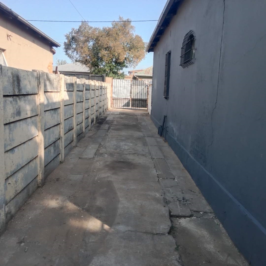 4 Bedroom Property for Sale in Forest Hill Gauteng