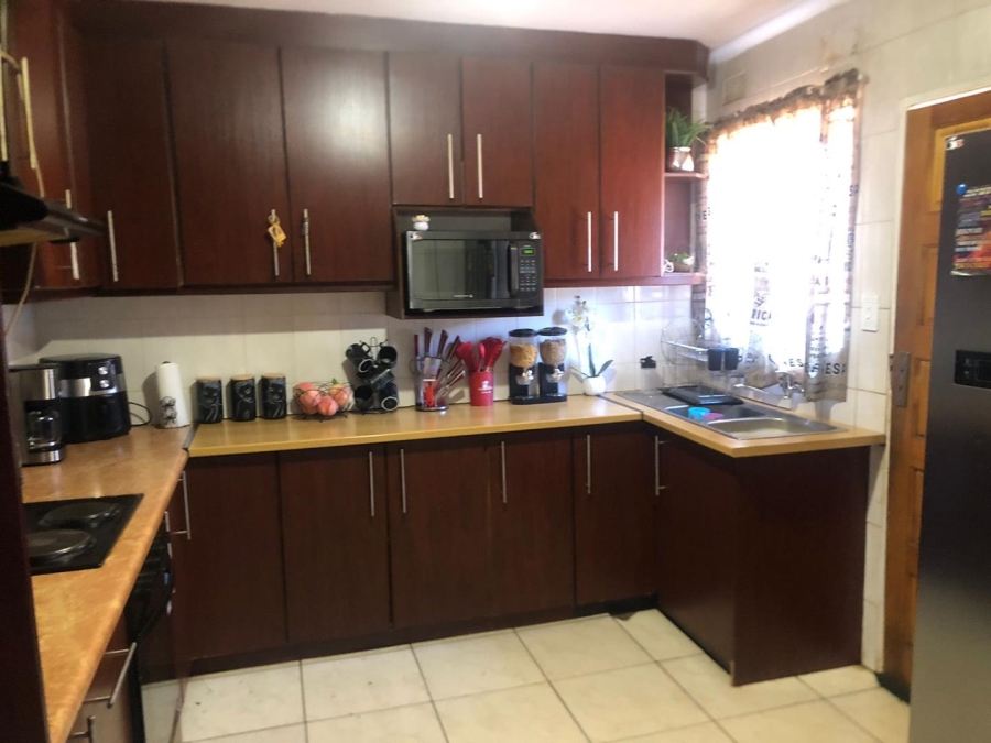 3 Bedroom Property for Sale in Eldorado Park Gauteng