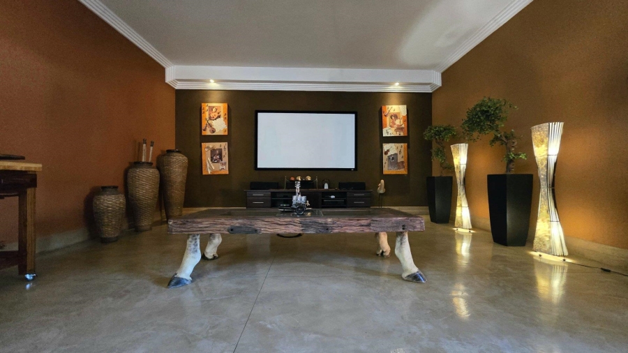 8 Bedroom Property for Sale in Marlbank Gauteng