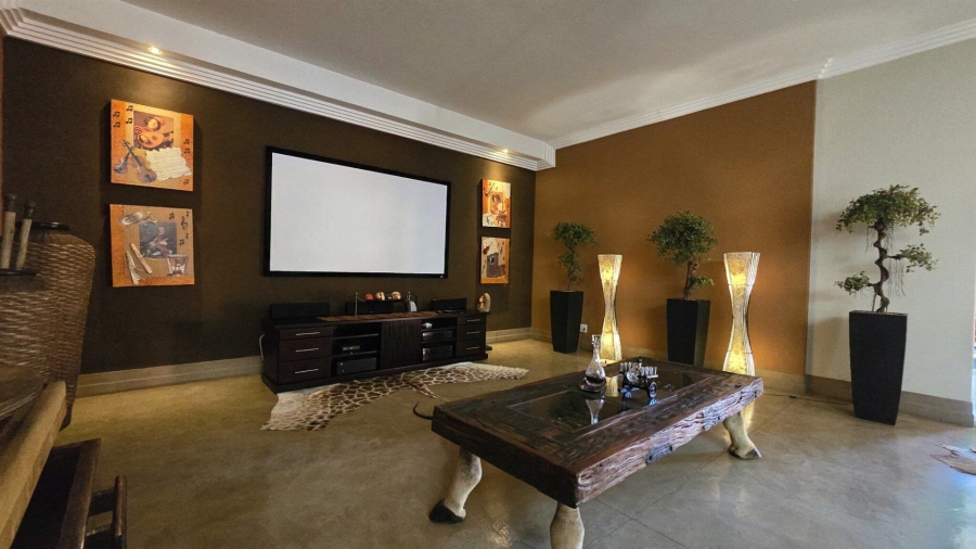 8 Bedroom Property for Sale in Marlbank Gauteng