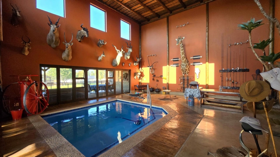 8 Bedroom Property for Sale in Marlbank Gauteng