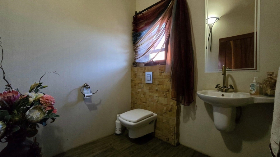 8 Bedroom Property for Sale in Marlbank Gauteng