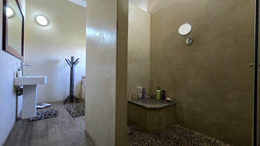 8 Bedroom Property for Sale in Marlbank Gauteng