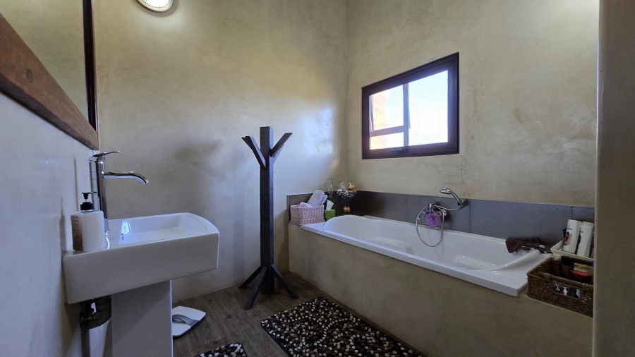 8 Bedroom Property for Sale in Marlbank Gauteng