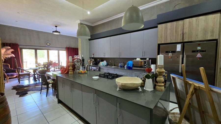 8 Bedroom Property for Sale in Marlbank Gauteng