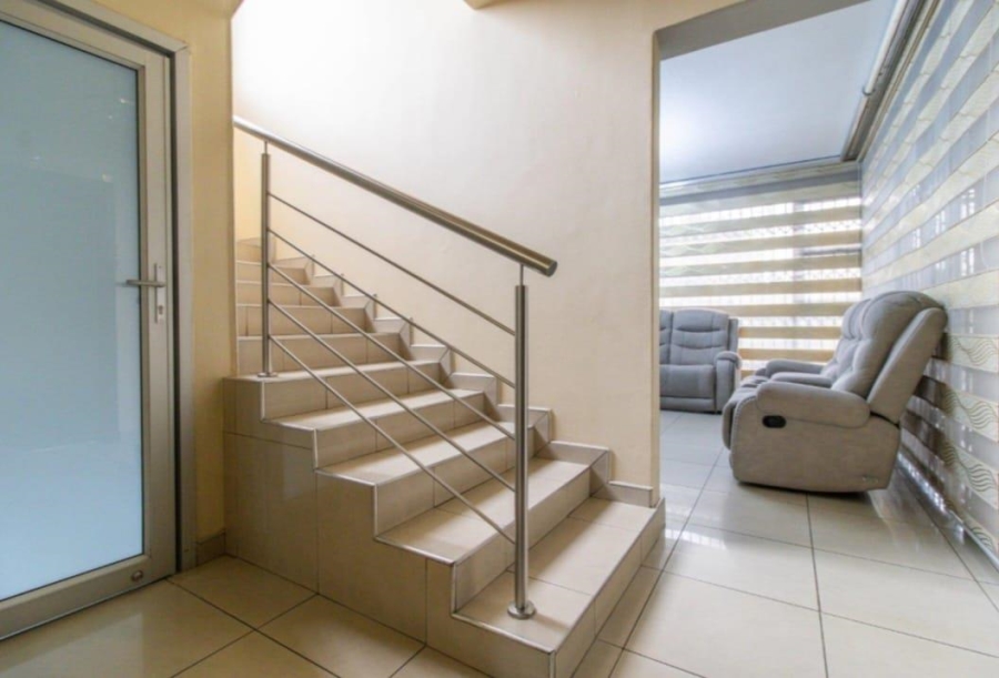 4 Bedroom Property for Sale in Lenasia Gauteng