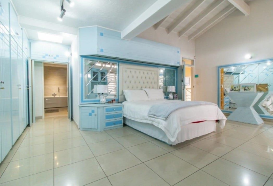 4 Bedroom Property for Sale in Lenasia Gauteng