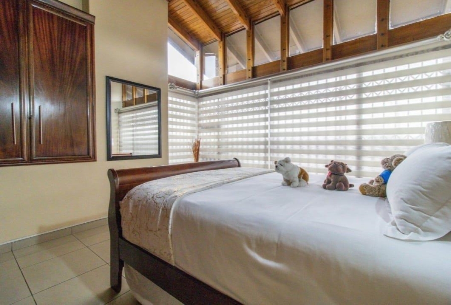 4 Bedroom Property for Sale in Lenasia Gauteng