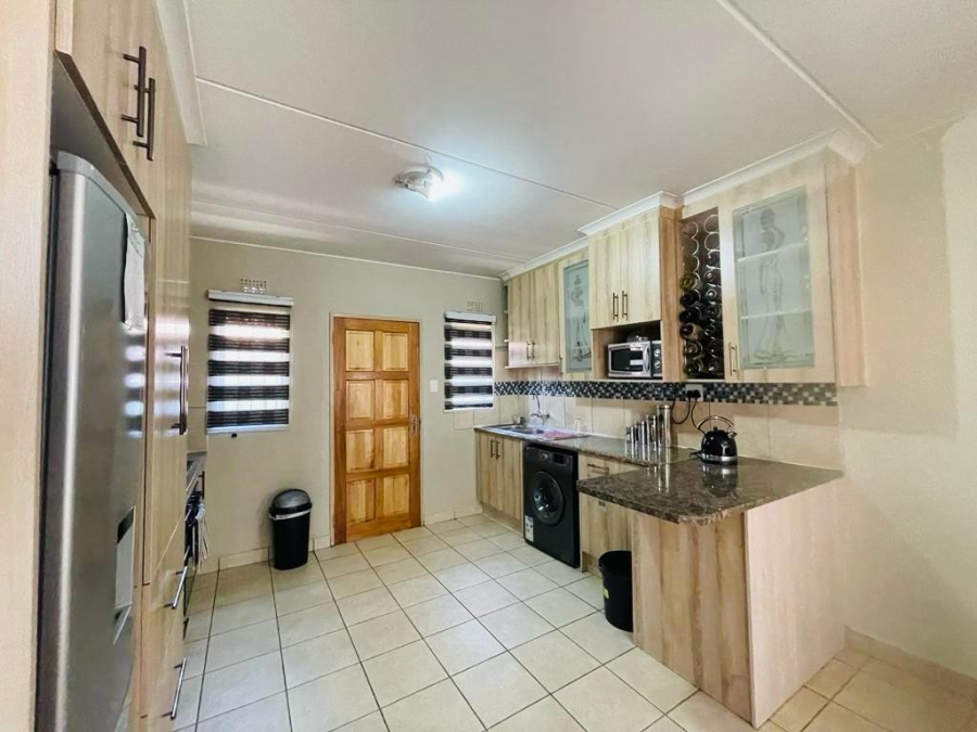 4 Bedroom Property for Sale in Leopard