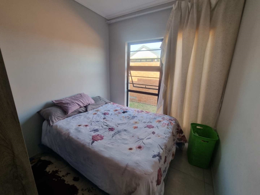 4 Bedroom Property for Sale in Kosmosdal Gauteng