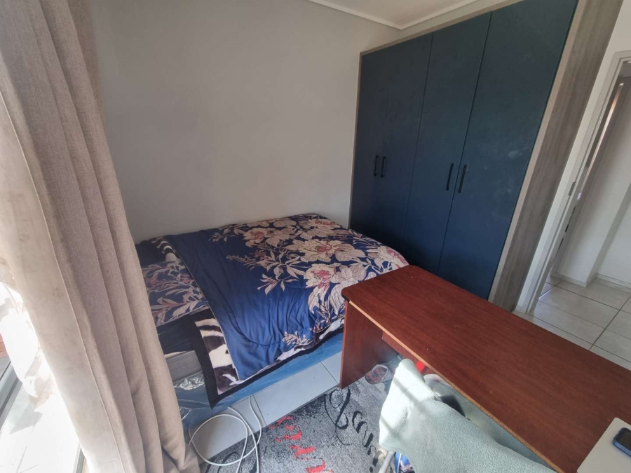 4 Bedroom Property for Sale in Kosmosdal Gauteng