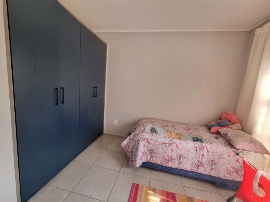 4 Bedroom Property for Sale in Kosmosdal Gauteng