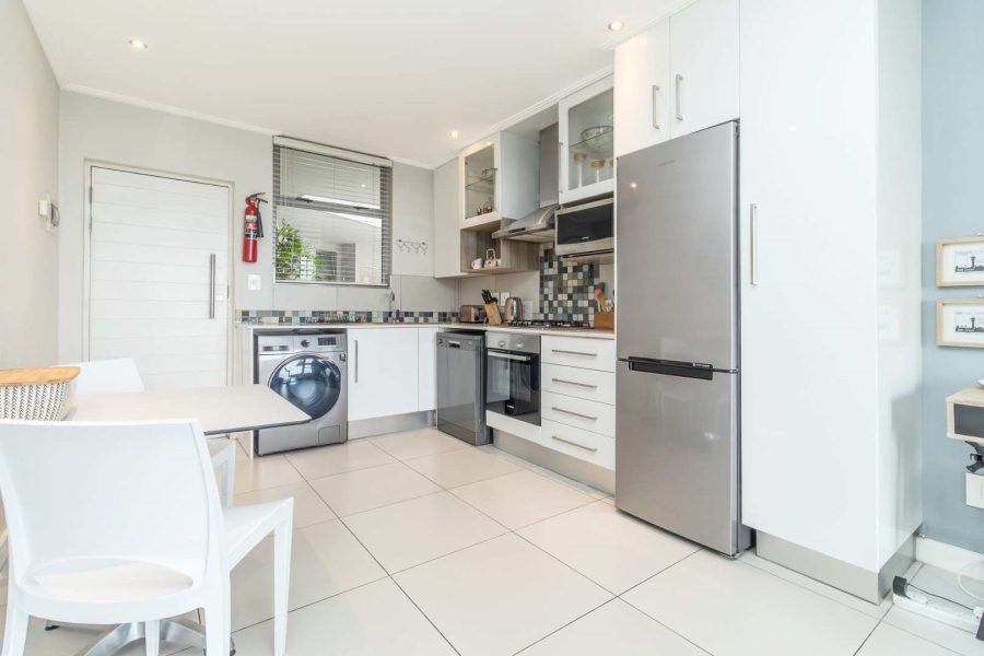 2 Bedroom Property for Sale in Rosebank Gauteng
