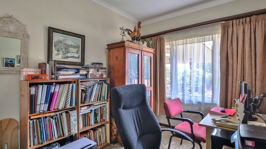 3 Bedroom Property for Sale in Groenkloof Gauteng