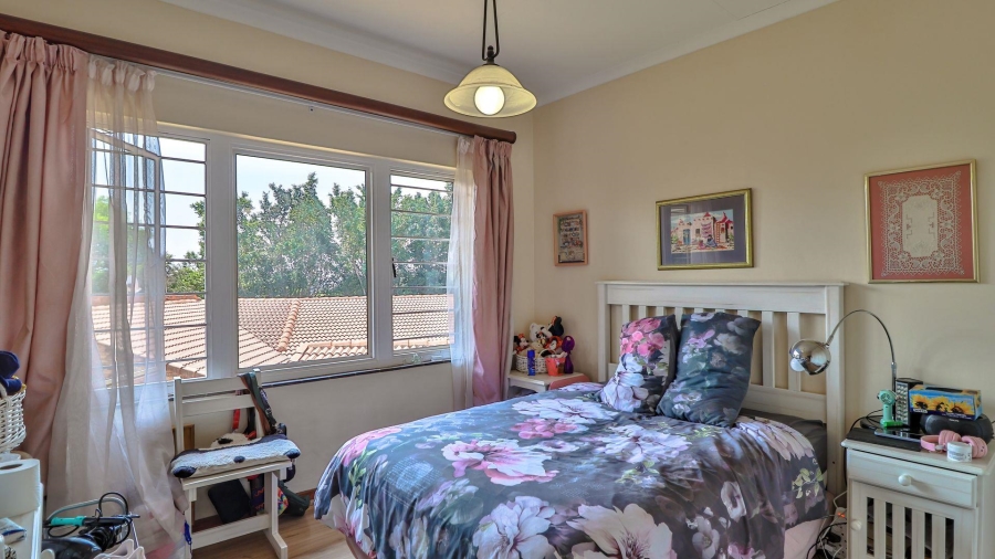 3 Bedroom Property for Sale in Groenkloof Gauteng