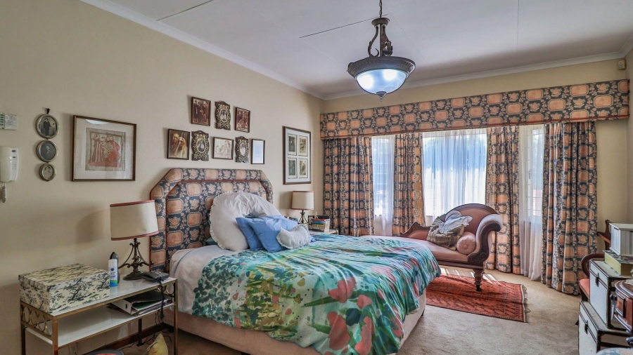 3 Bedroom Property for Sale in Groenkloof Gauteng