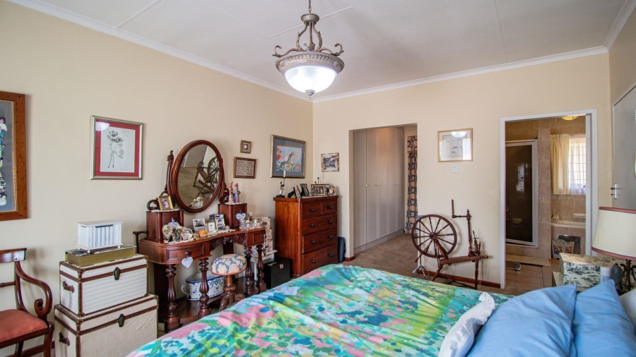 3 Bedroom Property for Sale in Groenkloof Gauteng