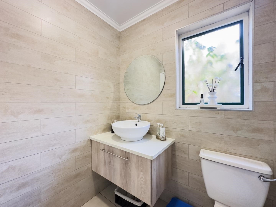 To Let 3 Bedroom Property for Rent in Garsfontein Gauteng