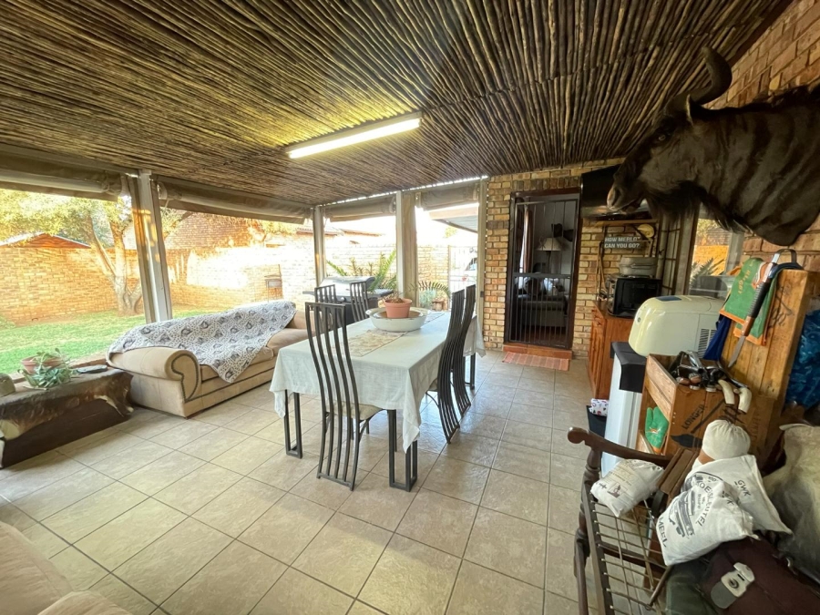 3 Bedroom Property for Sale in Equestria Gauteng