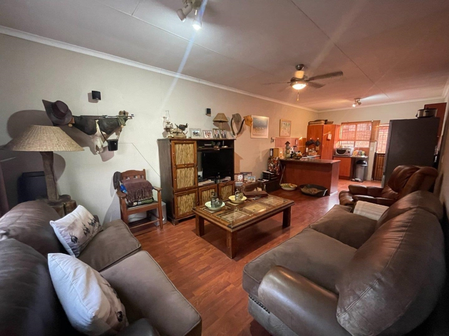 3 Bedroom Property for Sale in Equestria Gauteng