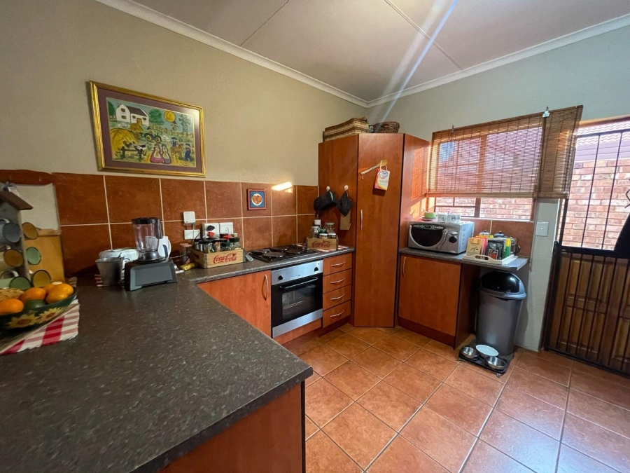 3 Bedroom Property for Sale in Equestria Gauteng