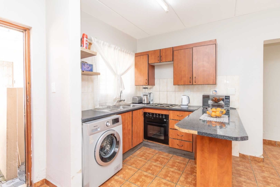To Let 2 Bedroom Property for Rent in Ferndale Gauteng