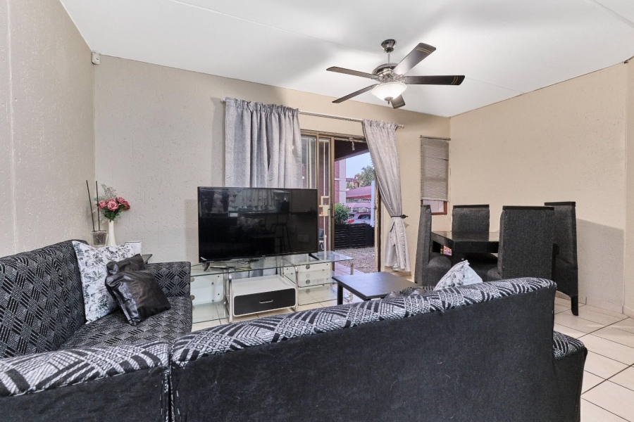 2 Bedroom Property for Sale in Bromhof Gauteng