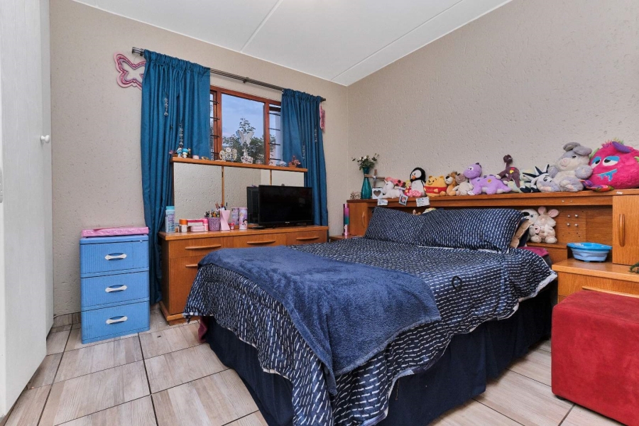 2 Bedroom Property for Sale in Bromhof Gauteng