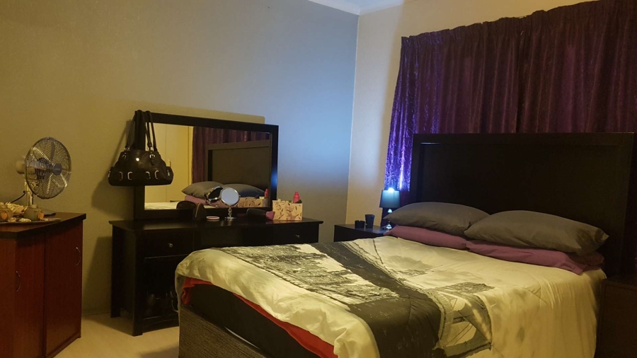 To Let 2 Bedroom Property for Rent in Witfield Gauteng