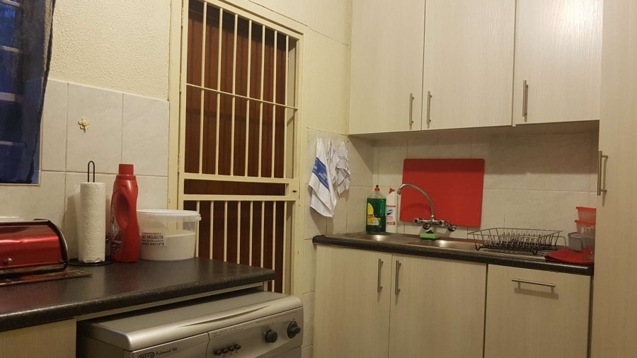 To Let 2 Bedroom Property for Rent in Witfield Gauteng