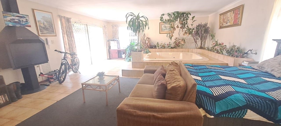 To Let 1 Bedroom Property for Rent in Brackenhurst Gauteng