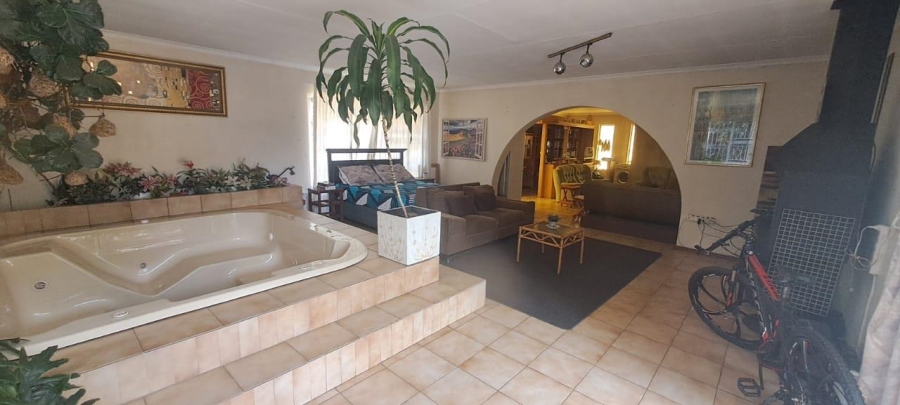 To Let 1 Bedroom Property for Rent in Brackenhurst Gauteng