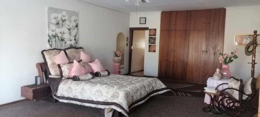 4 Bedroom Property for Sale in Spaarwater Gauteng