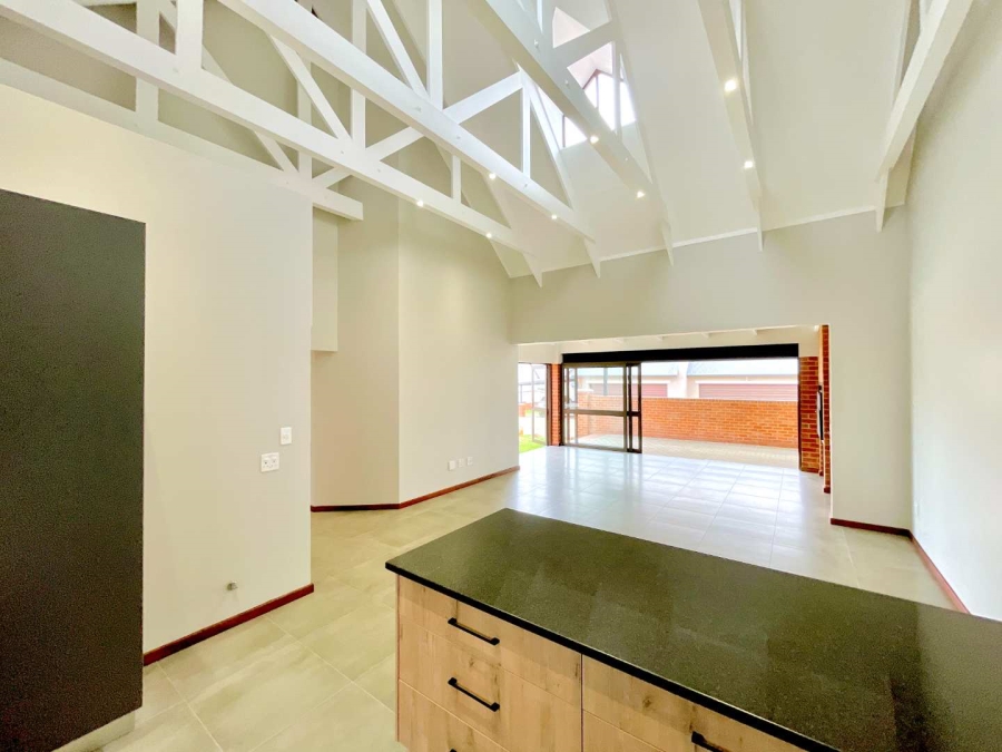 3 Bedroom Property for Sale in Waterlake Farm Lifestyle Estate Gauteng