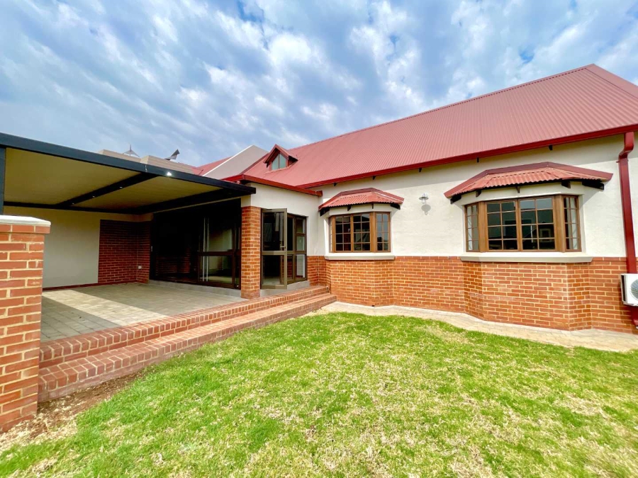 3 Bedroom Property for Sale in Waterlake Farm Lifestyle Estate Gauteng