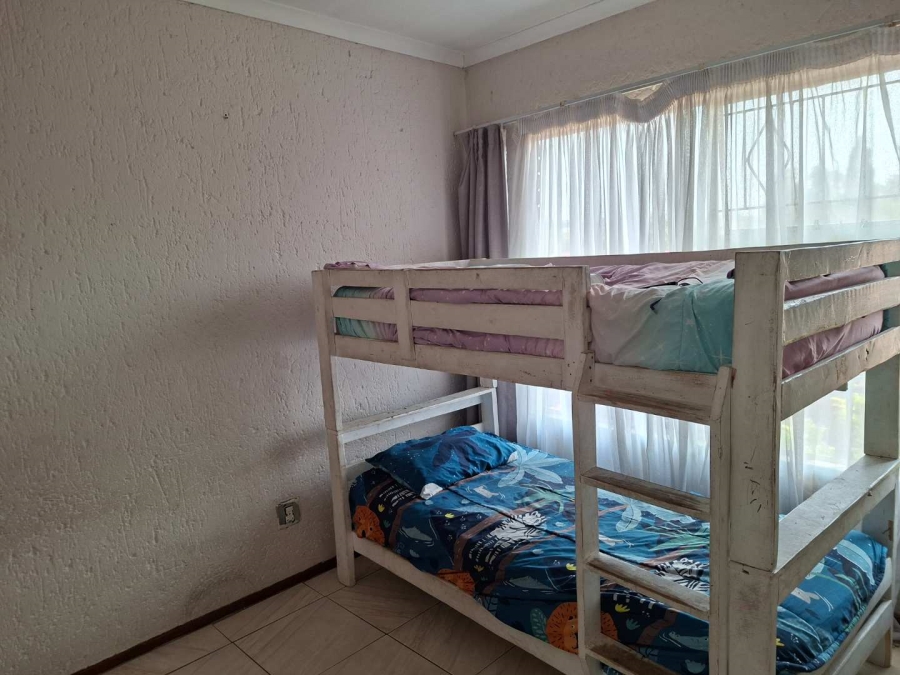 3 Bedroom Property for Sale in Buccleuch Gauteng