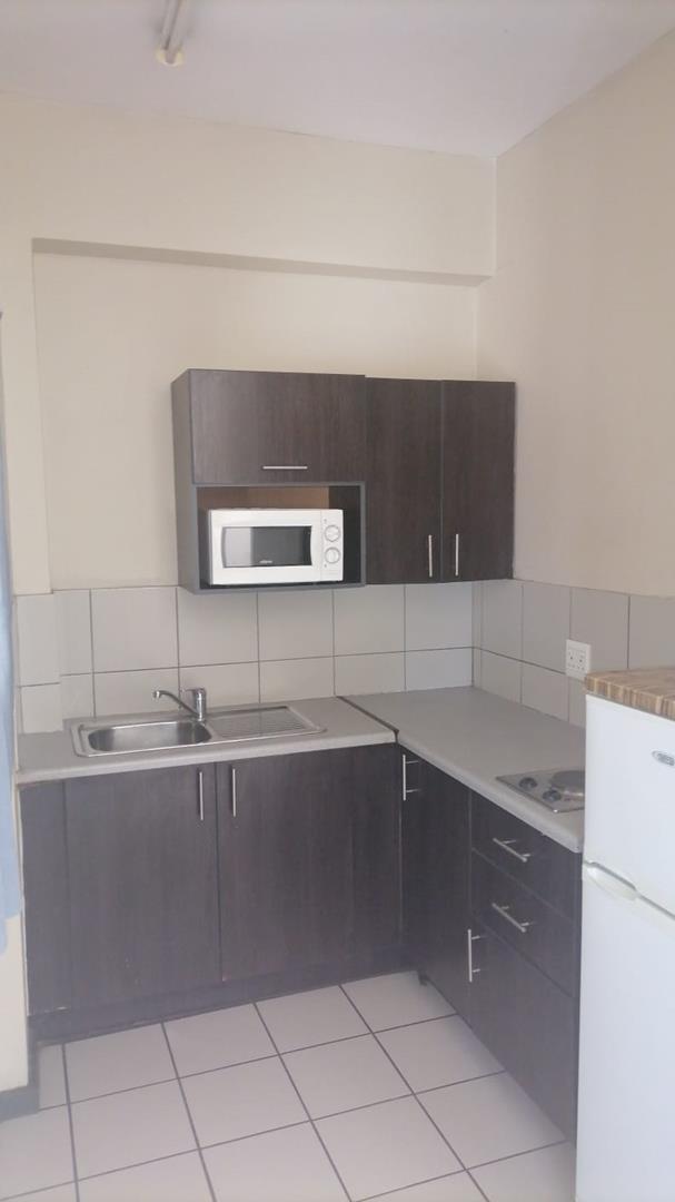 To Let 2 Bedroom Property for Rent in Ruimsig Gauteng