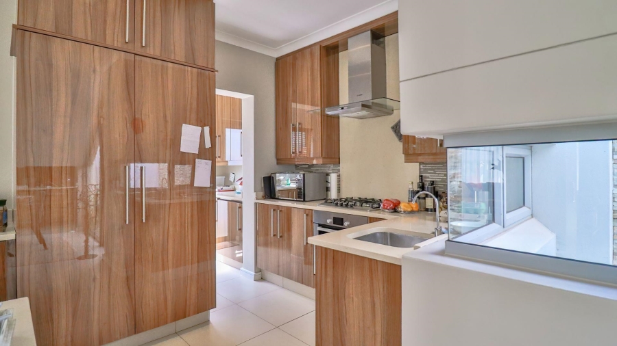 3 Bedroom Property for Sale in Bryanston Gauteng