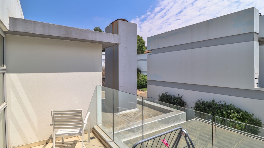 3 Bedroom Property for Sale in Bryanston Gauteng