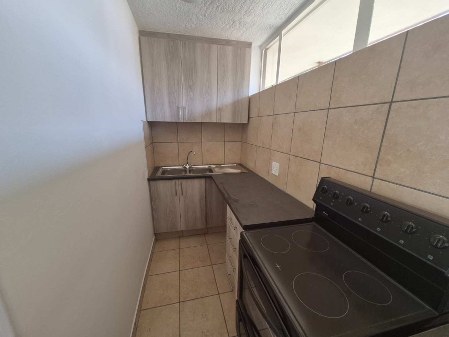 1 Bedroom Property for Sale in Mountain View Gauteng
