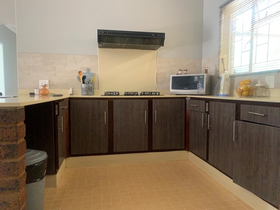 3 Bedroom Property for Sale in Birchleigh Gauteng