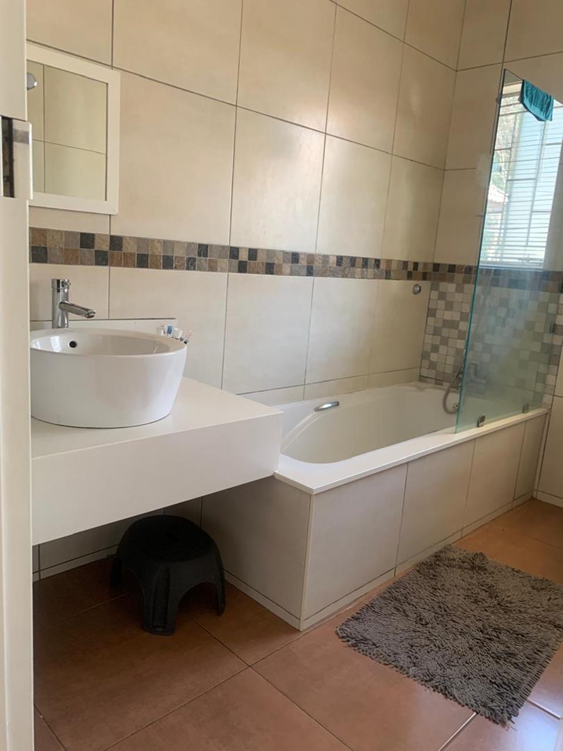 3 Bedroom Property for Sale in Birchleigh Gauteng