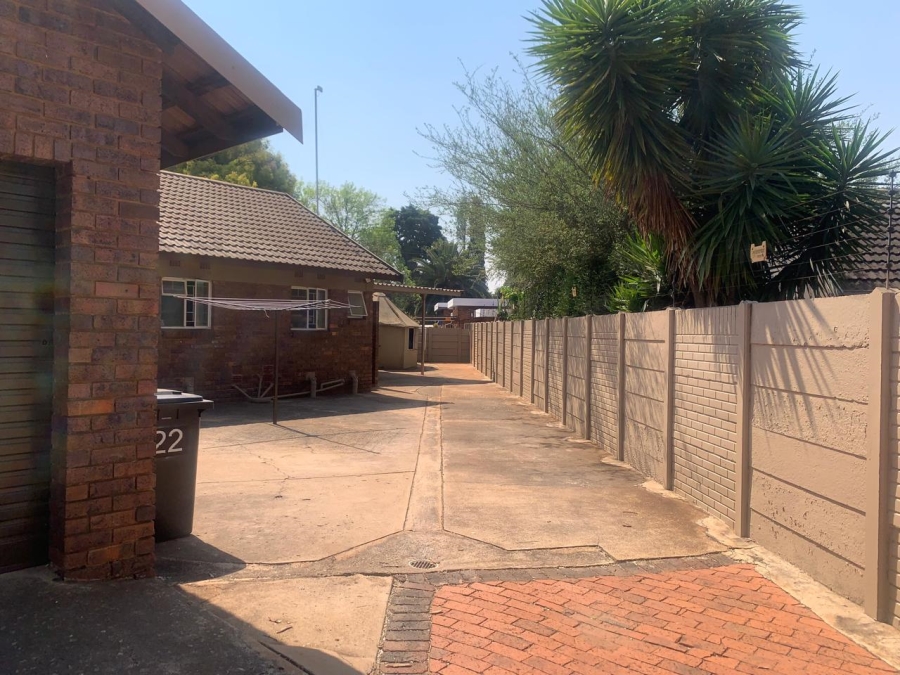 3 Bedroom Property for Sale in Birchleigh Gauteng