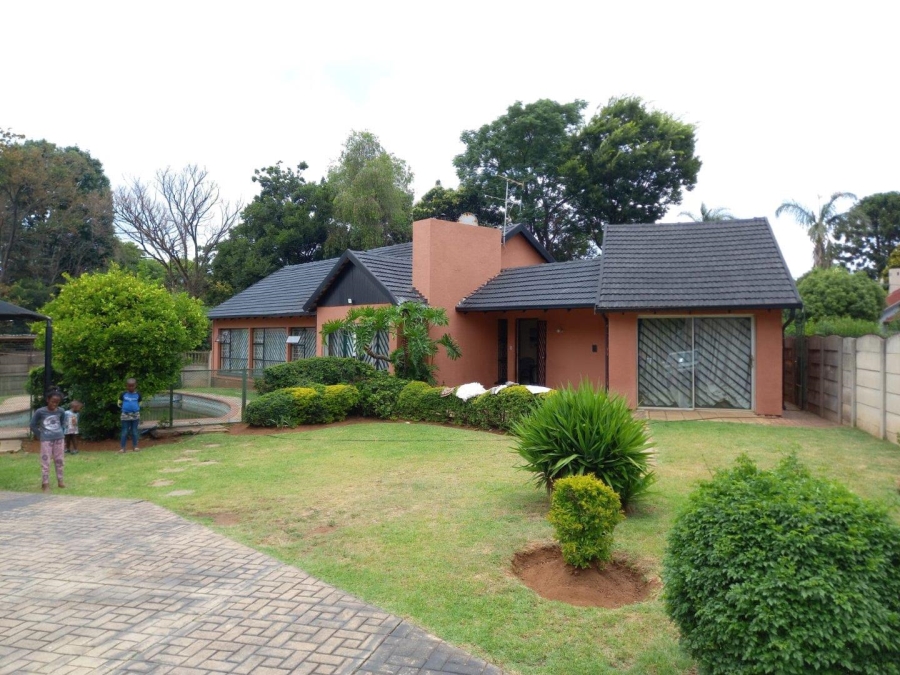 4 Bedroom Property for Sale in Birch Acres Gauteng