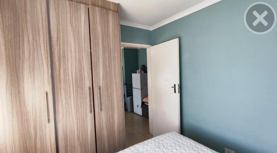 2 Bedroom Property for Sale in Glen Marais Gauteng