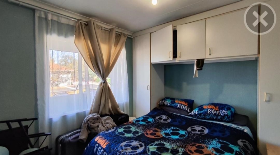 2 Bedroom Property for Sale in Glen Marais Gauteng
